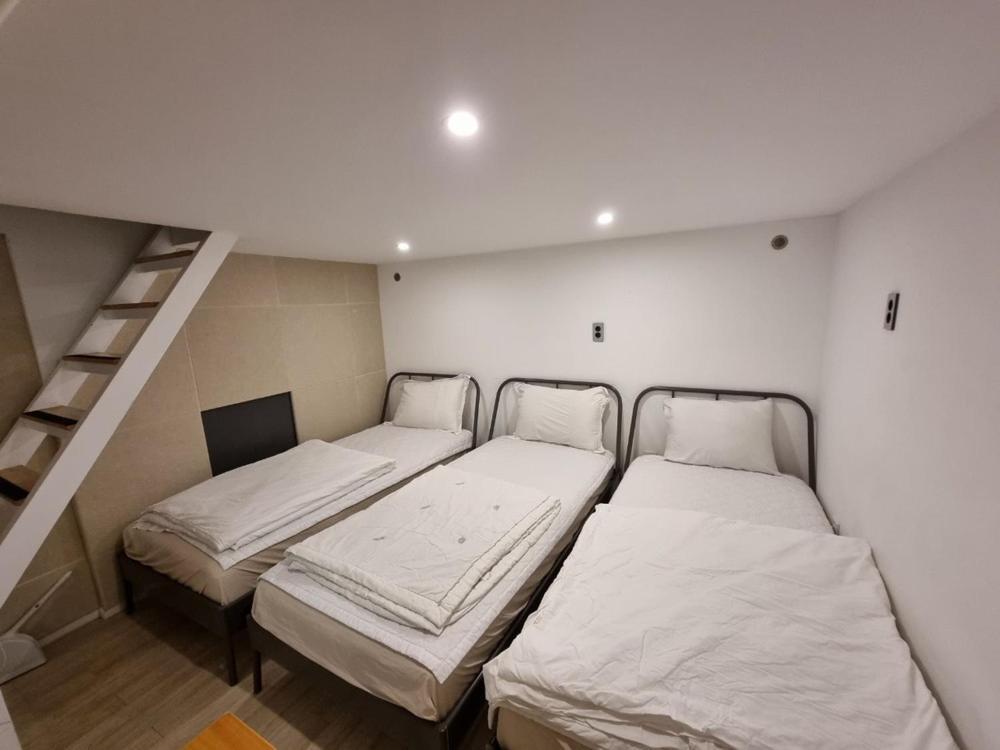 Namsan Story Nine Hotel Seoul Ruang foto
