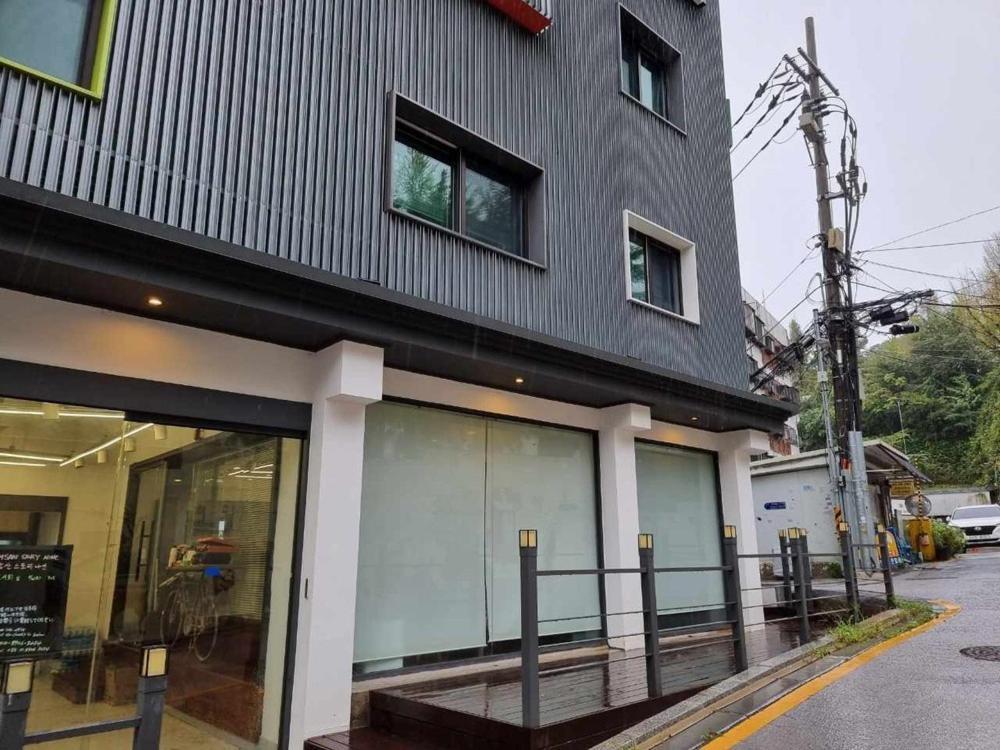 Namsan Story Nine Hotel Seoul Bagian luar foto